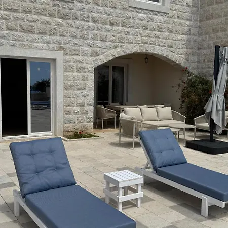 Casa Oliva Villas With Private Heating Pools Budva Exterior photo