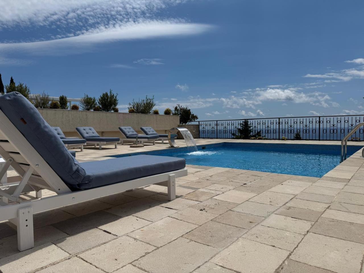 Casa Oliva With Private Heating Pools Vila Budva